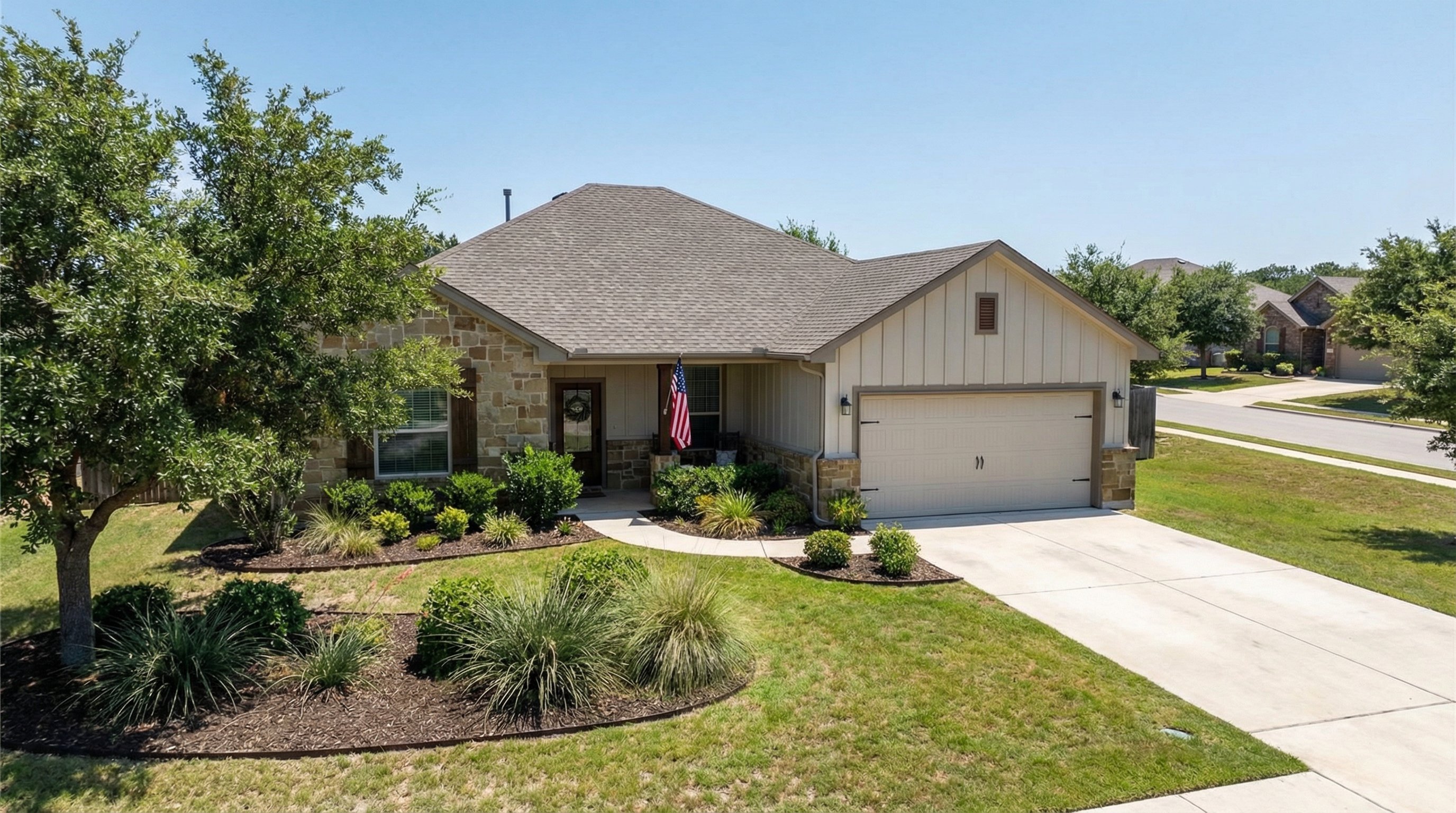 Restored home in Bellville, TX by MaxResto